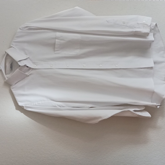 2 very nice button up dress shirts both size large 16 and 16.5 - Picture 5 of 10